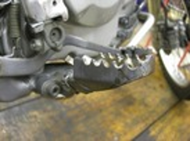 ホンダ XR250 BAJA ステップカスタマイズb