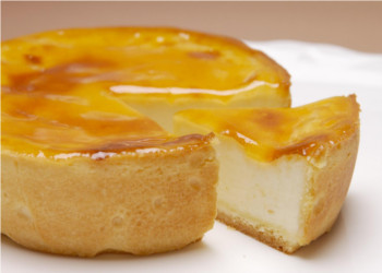 ベイクドチーズケーキ